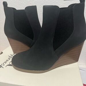 Ana Milden Black Wedge shoes
